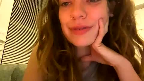 DaisyB3 online show from May 29, 7:28 am
