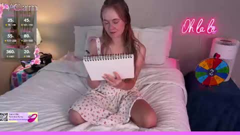 daisymystique online show from June 26, 6:13 pm