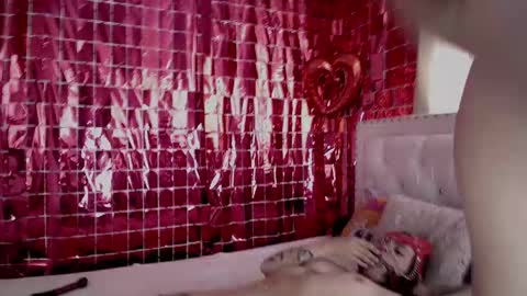 Dakota and Aron online show from September 25, 4:58 pm