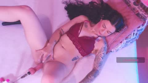 dakota_steelee online show from February 24, 1:08 am