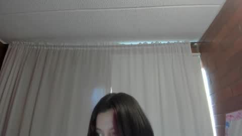 Snapshot of dakotaa_aa chatting on October 14, 6:33 pm The girl of your dreams o online show from October 14, 6:33 pm