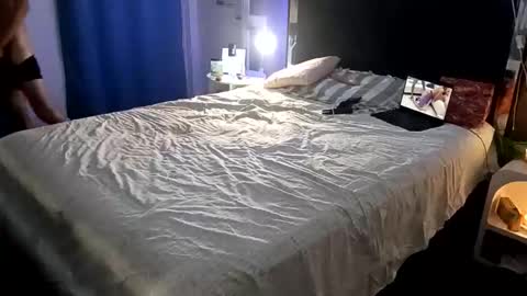 dalewillo85 online show from January 11, 9:15 am