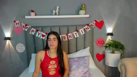 Snapshot of dalila30x chatting on February 15, 2:47 am Dalila online show from February 15, 2:47 am