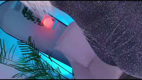 dalilathoms online show from March 18, 10:37 pm