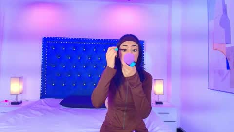 DAMIAN AND ROXANNE.  online show from March 9, 12:32 pm