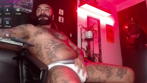 Snapshot of damian_darkside_ chatting on September 23, 1:43 am Damian online show from September 23, 1:43 am