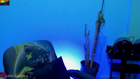 Damian torner online show from March 3, 7:59 am