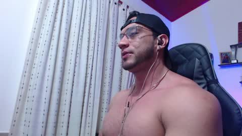 Danny online show from May 20, 5:04 am