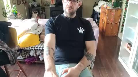 Snapshot of damien_mace chatting on December 23, 1:13 pm damien_mace online show from December 23, 1:13 pm