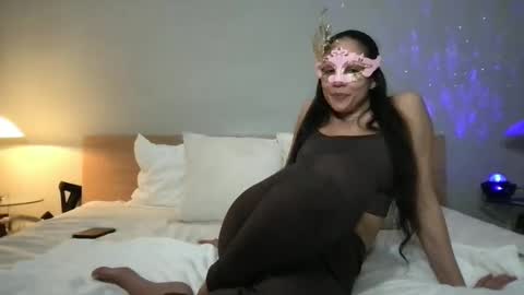 Damira Lux online show from February 20, 3:45 am