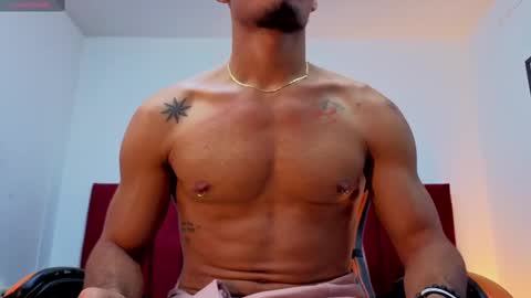 Damon online show from October 28, 8:32 pm