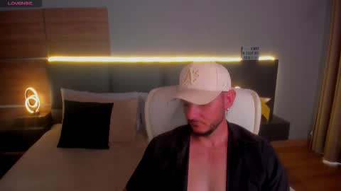 D A M O N online show from December 22, 4:47 pm