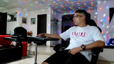 damyan_2003 online show from June 5, 3:02 am