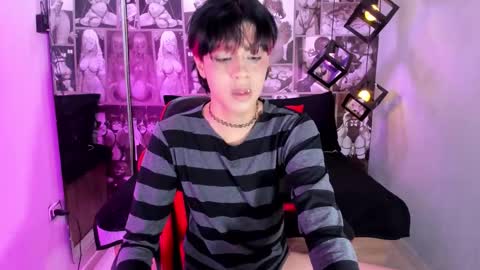 D A N online show from December 18, 1:01 am