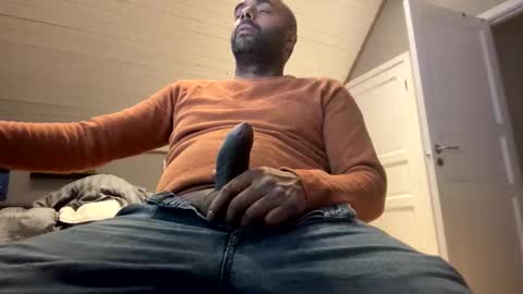 dan_the_man43 online show from December 17, 4:47 pm