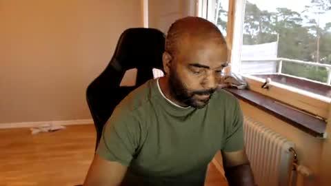 dan_the_man43 online show from June 12, 7:24 pm