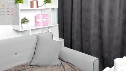 Snapshot of dana_wils1 chatting on September 21, 1:53 am Dana online show from September 21, 1:53 am