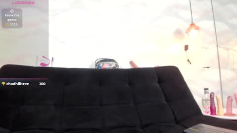    online show from November 10, 1:19 am