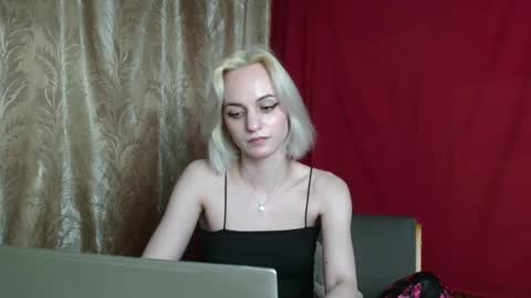 Dana online show from March 2, 9:43 pm