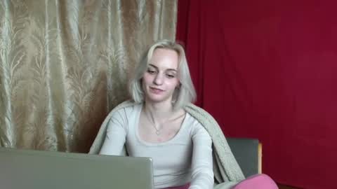 Dana online show from March 11, 4:40 pm