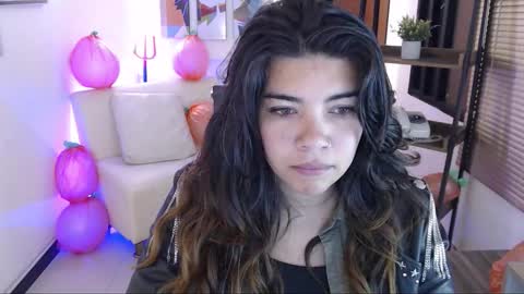 Snapshot of dangel_noir6 chatting on October 23, 11:12 am Veronica online show from October 23, 11:12 am