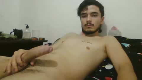 Snapshot of dani_42017 chatting on February 17, 12:21 am dani_42017 online show from February 17, 12:21 am