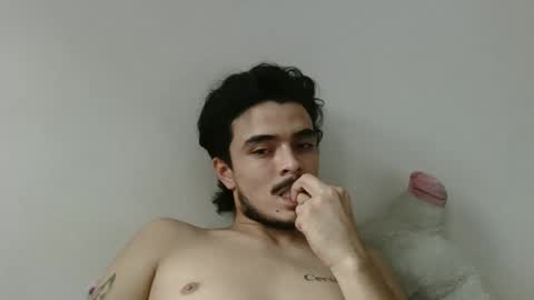 Snapshot of dani_42017 chatting on February 9, 9:39 pm dani_42017 online show from February 9, 9:39 pm