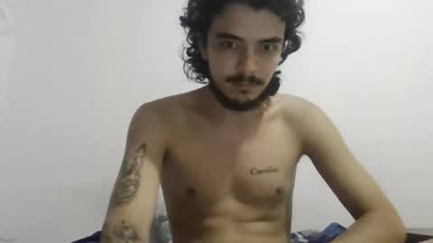 Snapshot of dani_42017 chatting on October 5, 8:34 am dani_42017 online show from October 5, 8:34 am