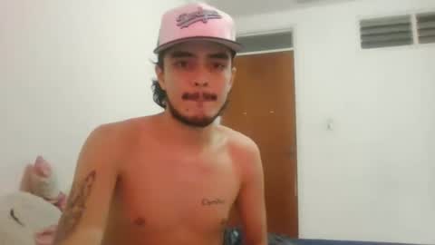 Snapshot of dani_42017 chatting on February 8, 8:42 pm dani_42017 online show from February 8, 8:42 pm