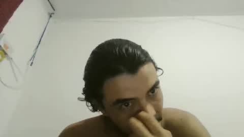 Snapshot of dani_42017 chatting on October 3, 10:34 am dani_42017 online show from October 3, 10:34 am