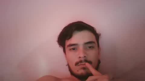 Snapshot of dani_42017 chatting on February 16, 9:05 pm dani_42017 online show from February 16, 9:05 pm