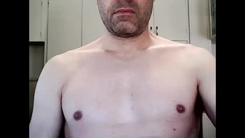 danibig94 online show from April 27, 1:52 pm