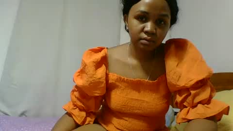 danie80704 online show from November 27, 10:39 pm