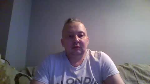 Snapshot of daniel0028 chatting on October 16, 7:24 pm dan online show from October 16, 7:24 pm