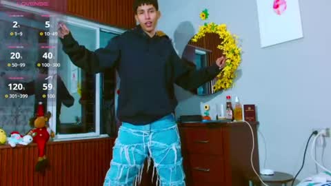 daniel_deluxx online show from May 15, 1:14 am