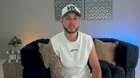 daniel_kingxxx online show from February 25, 12:20 pm