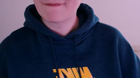 daniel_ruis16 online show from April 3, 9:22 pm