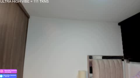  independent model   online show from October 7, 2:51 am