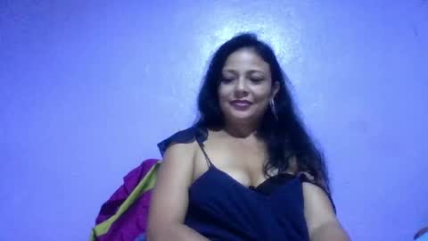 daniela_love1 online show from May 16, 1:57 am