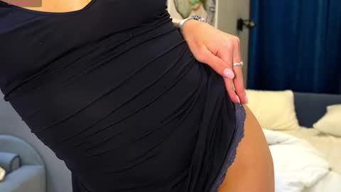 Danielle online show from November 30, 11:01 pm