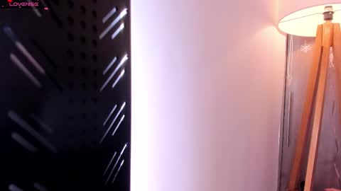 Danielle Rose online show from March 24, 10:16 pm