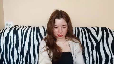 Mia online show from March 5, 8:01 am