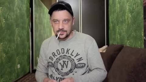 Snapshot of danielocool chatting on September 17, 12:08 pm DanieloCool online show from September 17, 12:08 pm