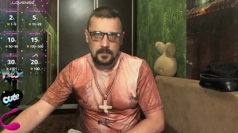 Snapshot of danielocool chatting on December 23, 6:15 pm DanieloCool online show from December 23, 6:15 pm