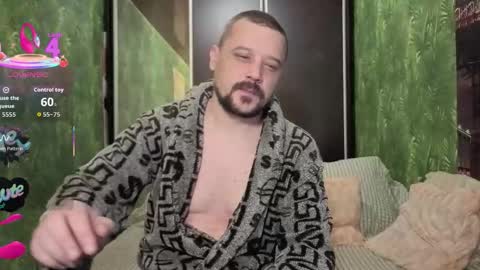 Snapshot of danielocool chatting on October 6, 7:15 am DanieloCool online show from October 6, 7:15 am