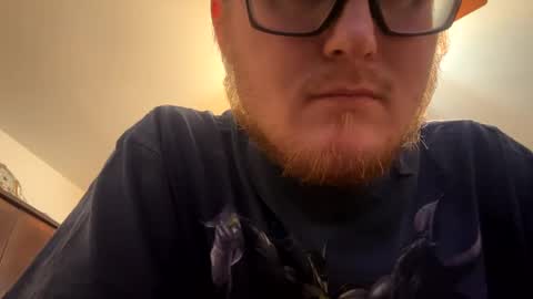 Snapshot of danielp_mod_cb chatting on January 28, 10:12 pm Daniel    y. online show from January 28, 10:12 pm