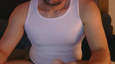 danielthenew1 online show from May 8, 8:58 pm