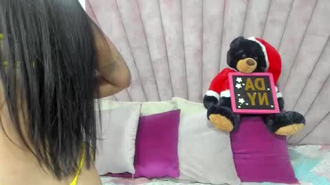 DaniiBelluci  online show from December 2, 3:27 am