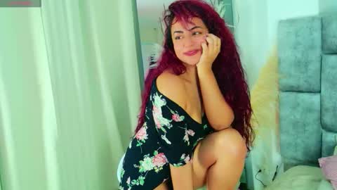 daninianderson online show from February 16, 8:01 am