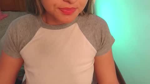 Pau online show from October 21, 5:27 pm